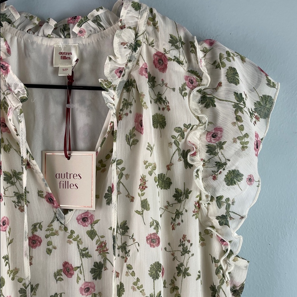 NWT Autres Filles Floral Ruffle Top Size S - Picture 2 of 8